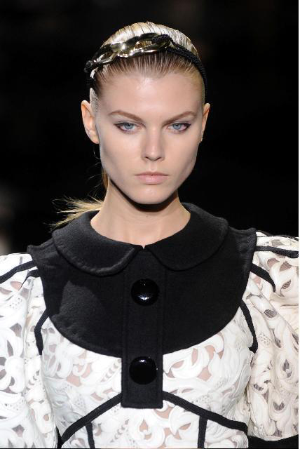 kate moss louis vuitton 2011. Kate Moss at Louis Vuitton