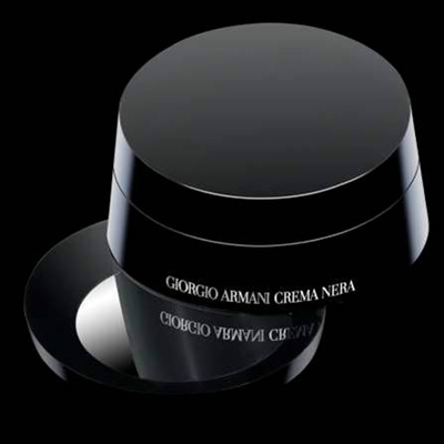 MW: Which Giorgio Armani Beauty makeup products are a must-have in every 