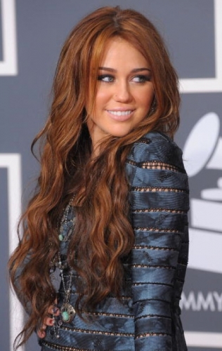 miley cyrus hair color 2010