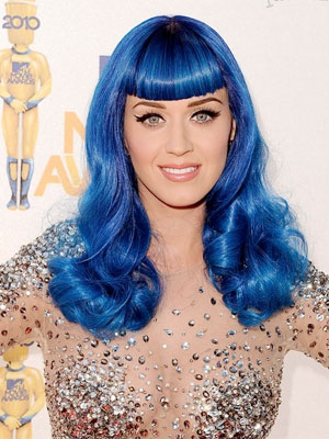Celebrity Hair Color Watch Katy Perry showed to the 2010 MTV Movie Awards 
