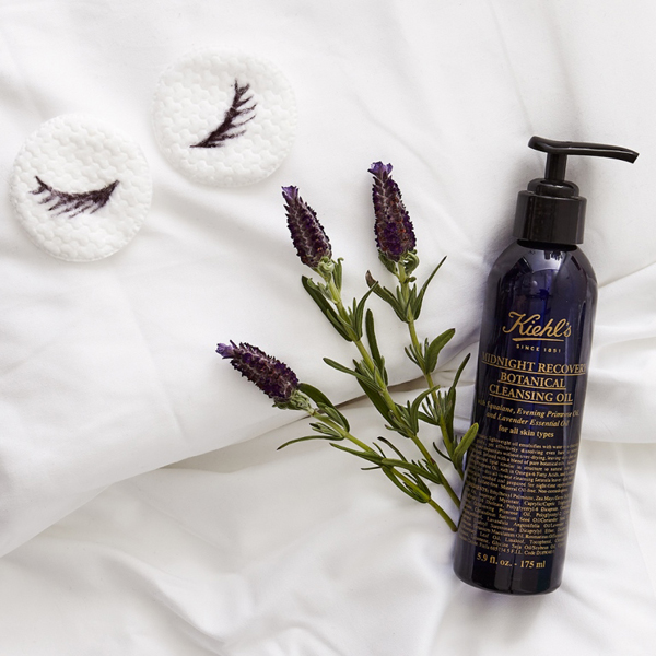 Kiehl’s Midnight Recovery Botanical Cleansing Oil