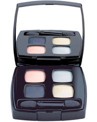 Les Quatre Ombres De Chanel