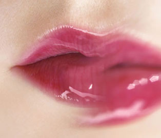MAC Cosmetics Plushglass